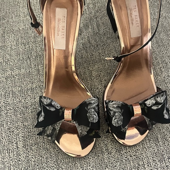 Multi Floral and gold 4” Ted Baker Heels - Picture 6 of 6